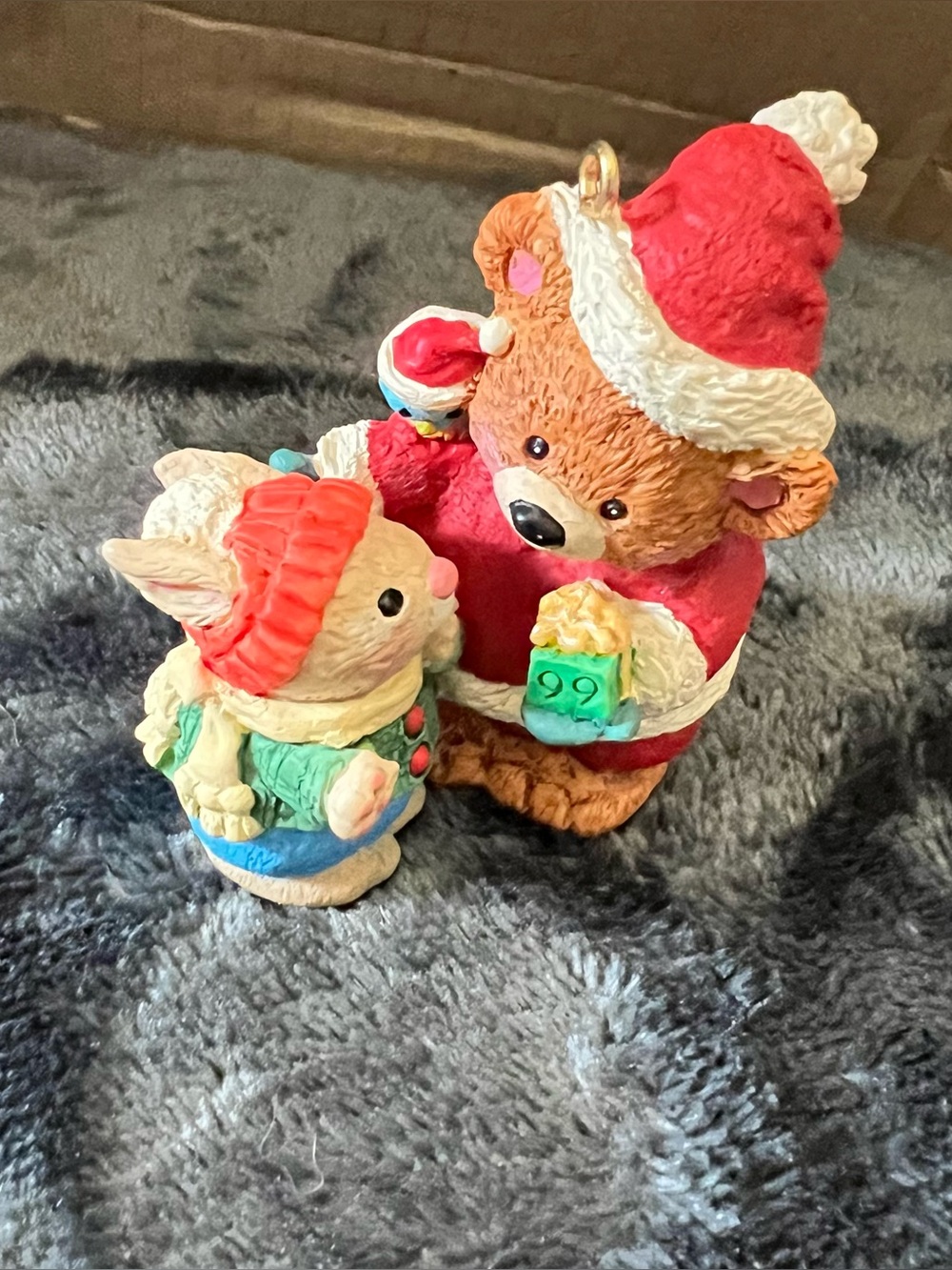 Vintage Hallmark Keepsake Christmas Ornament " Mary's Bears " Handcrafted 1999